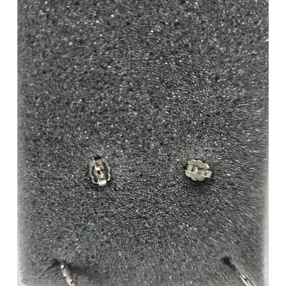 Avon Pearlesque/CZ Tear Drop necklace and earrings Silver Tone Gift Set Box /16 - Picture 4 of 6